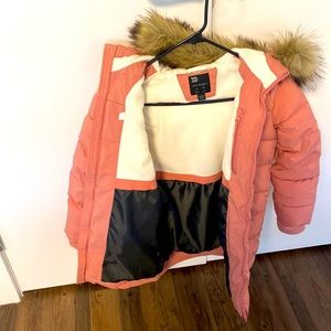 Water resistant ,wind resistant